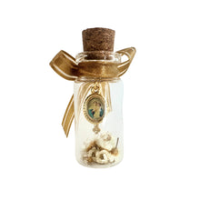 Load image into Gallery viewer, Pendants for chain: Virgin of Schoenstatt and cross.