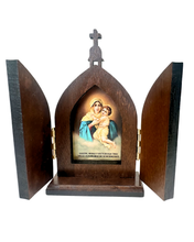 Load image into Gallery viewer, Mother Thrice Admirable of Schoenstatt Wooden Shrine with Doors
