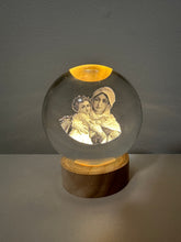 Load image into Gallery viewer, Esfera de Luz Virgen de Schoenstatt
